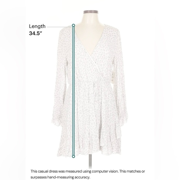 Altar’d State NWT Wrap Dress White & Gray Animal Print, Ruffle Hem Long Sleeve L - Picture 5 of 5